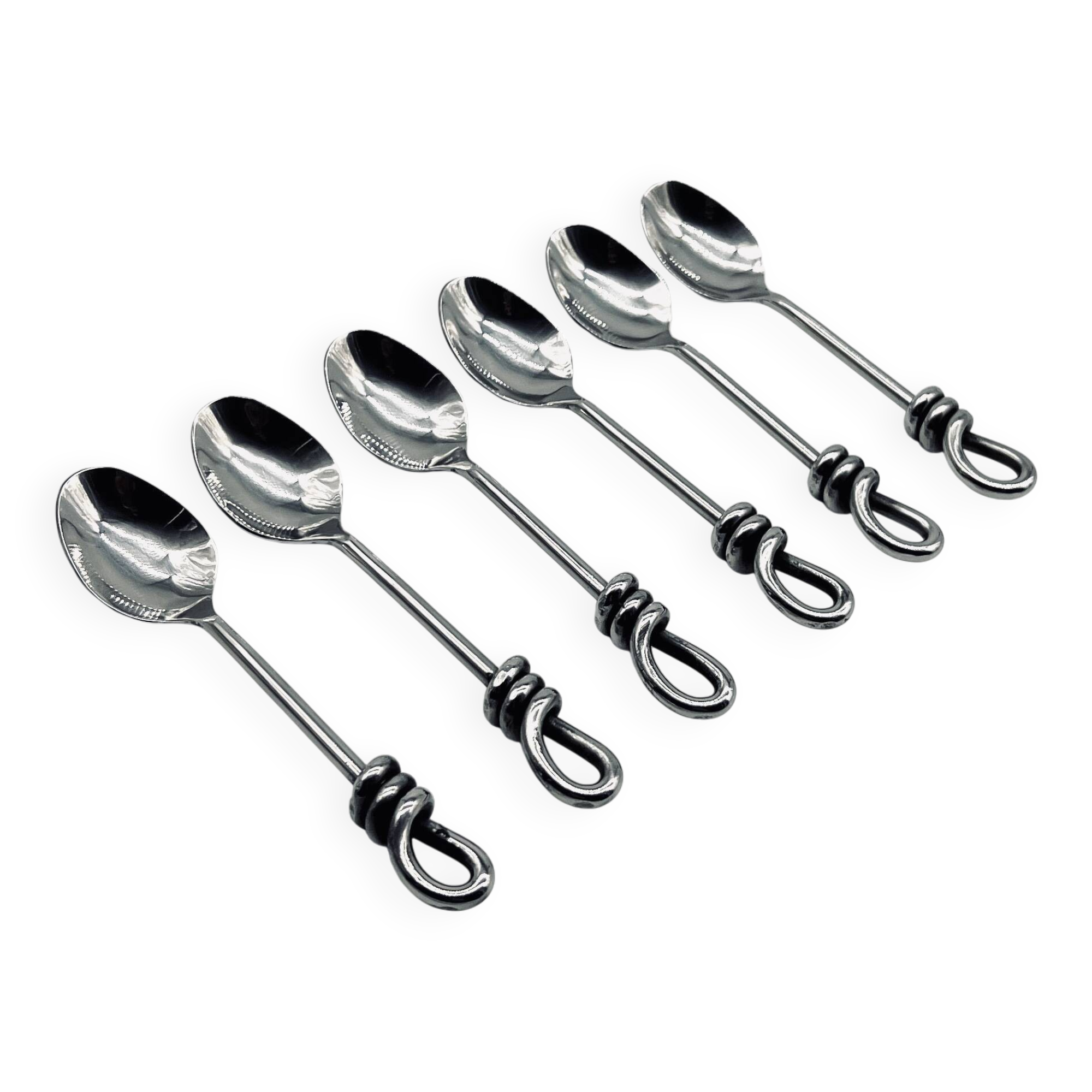 Six cuillères à moka forgées