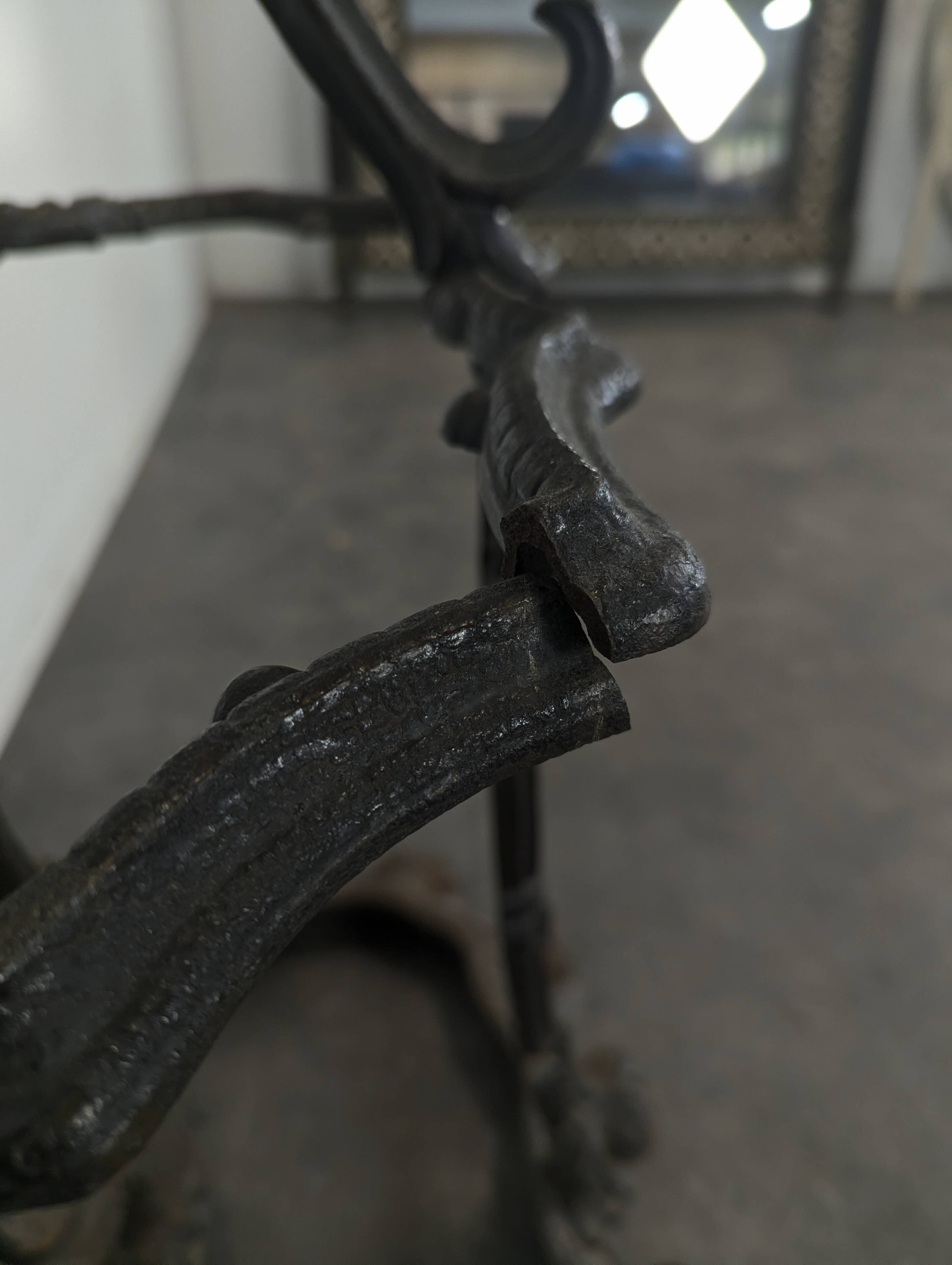Cast iron coat rack for the cloakroom.