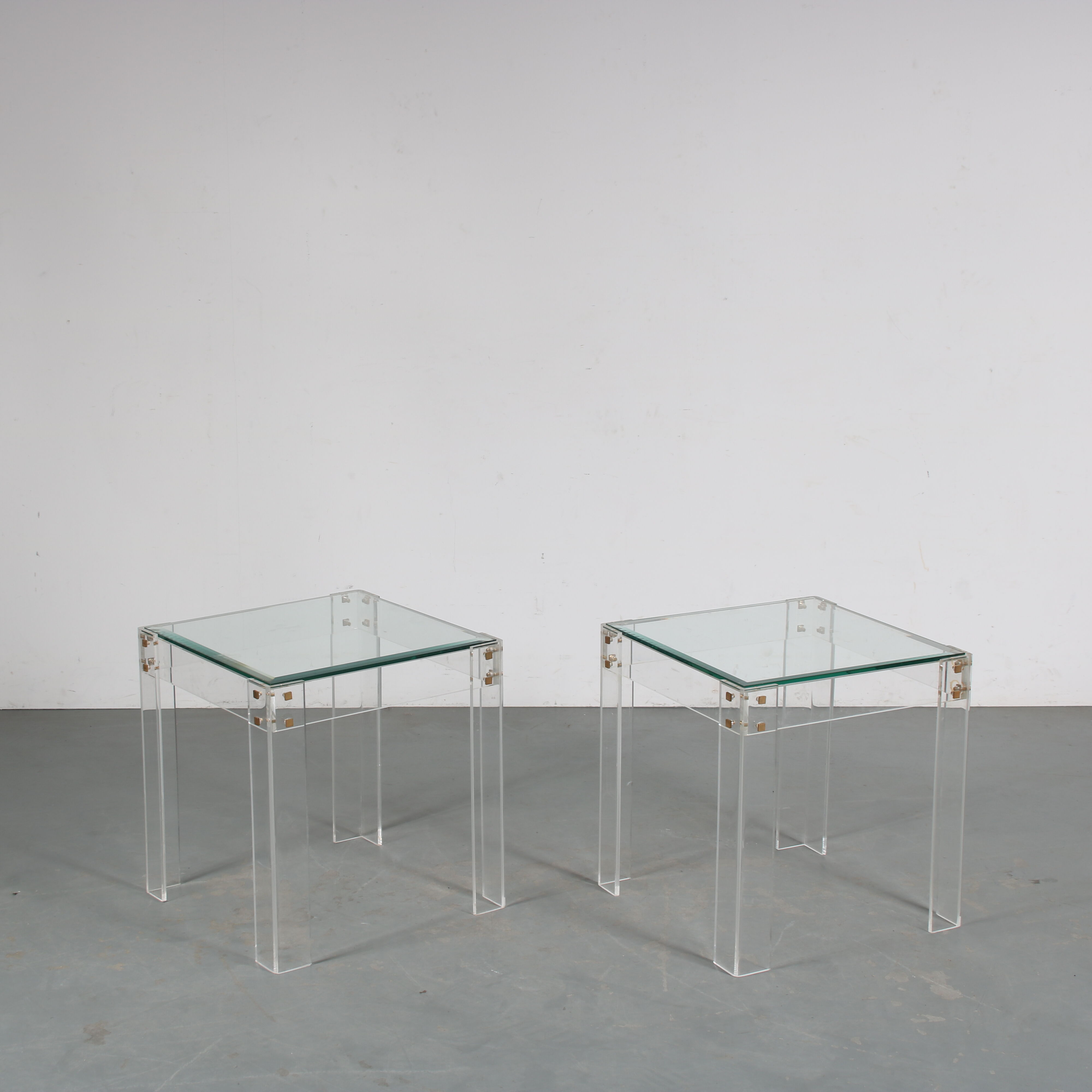 1970s Pair of lucite side tables by iTRE, Italy