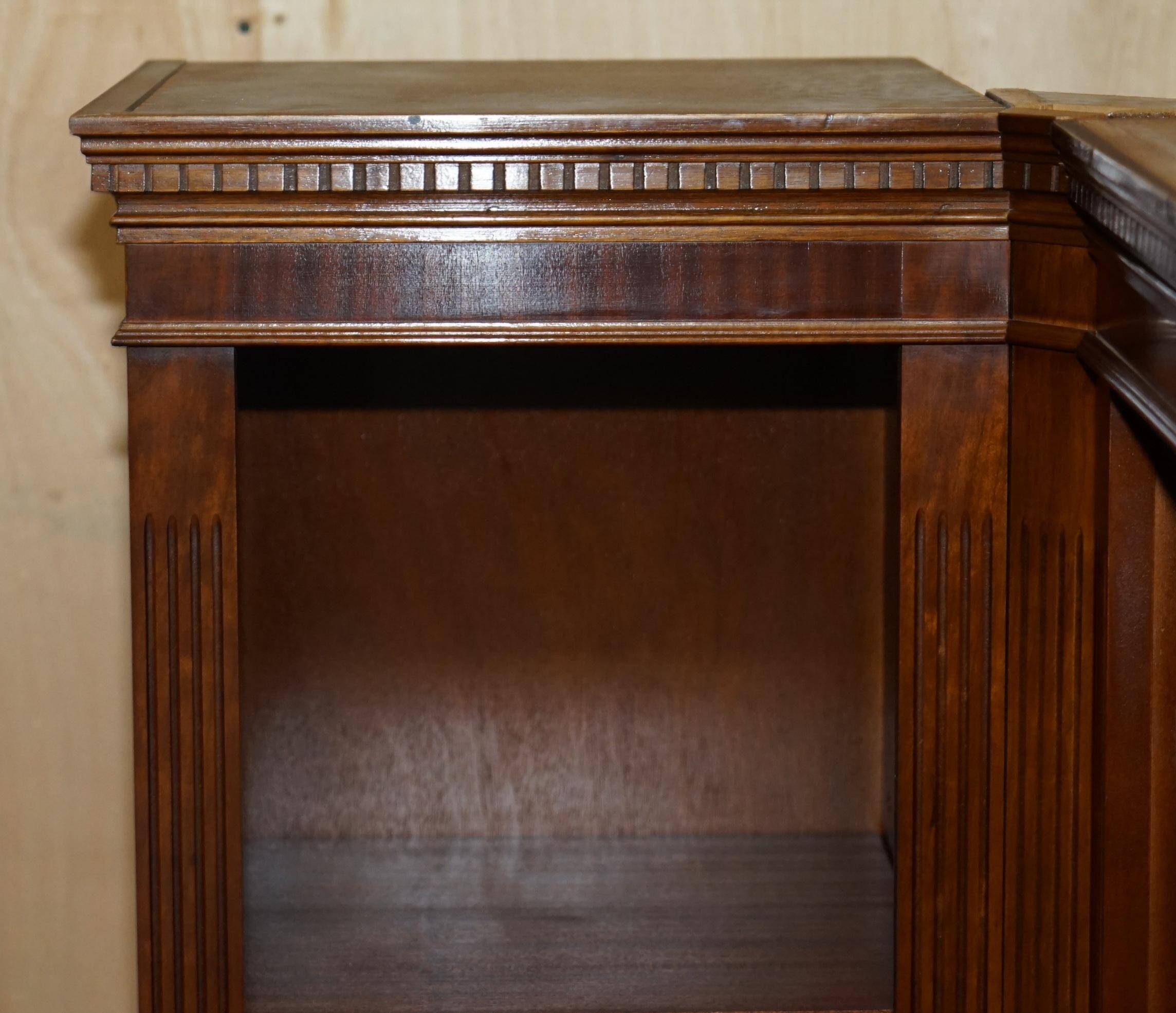 Bibliothèque d'angle vintage en acajou flammé et bois dur, 2 pièces