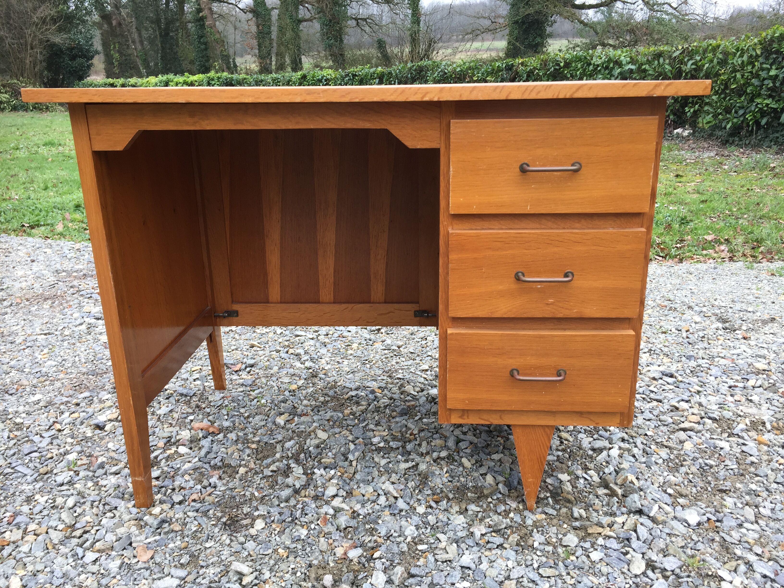 Vintage oak desk with 3 drawers