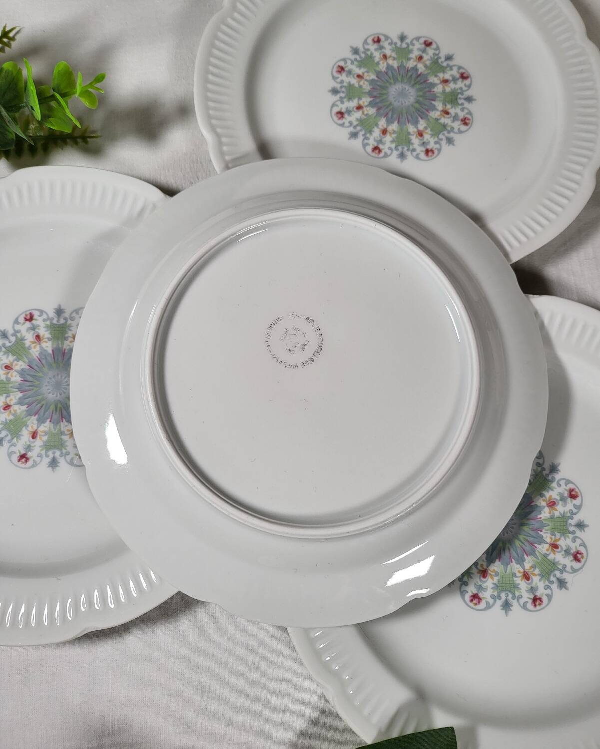4 Vierzon Porcelain Dessert Plates
