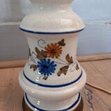 Old kerosene lamp style lamp