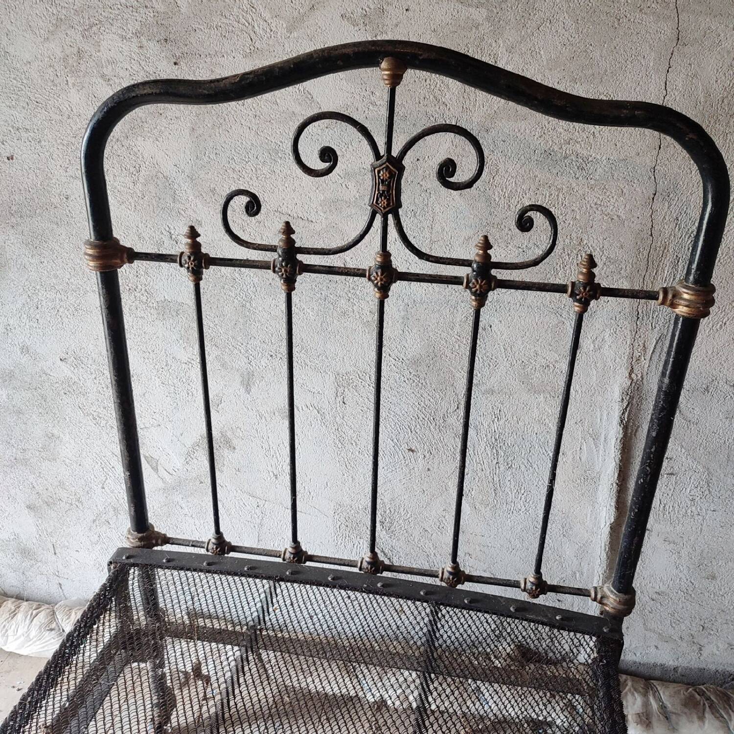 Wrought iron bed
