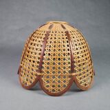 Flower suspension in braided rattan and vintage openwork