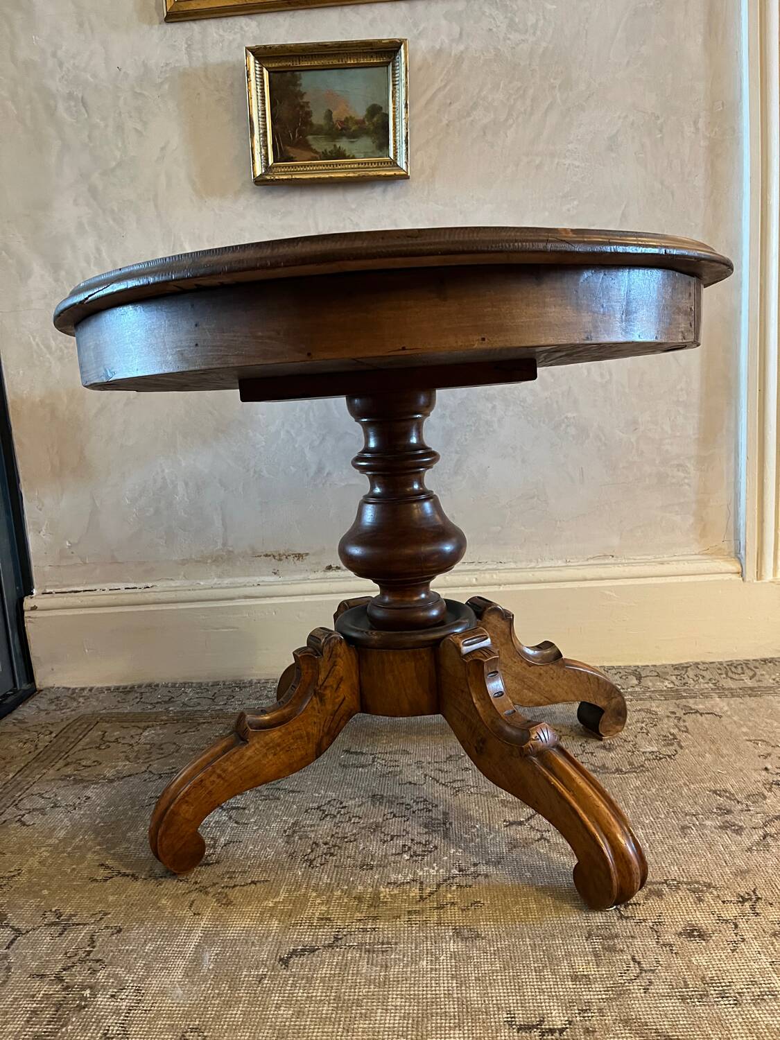 Antique gueridon GM with central leg