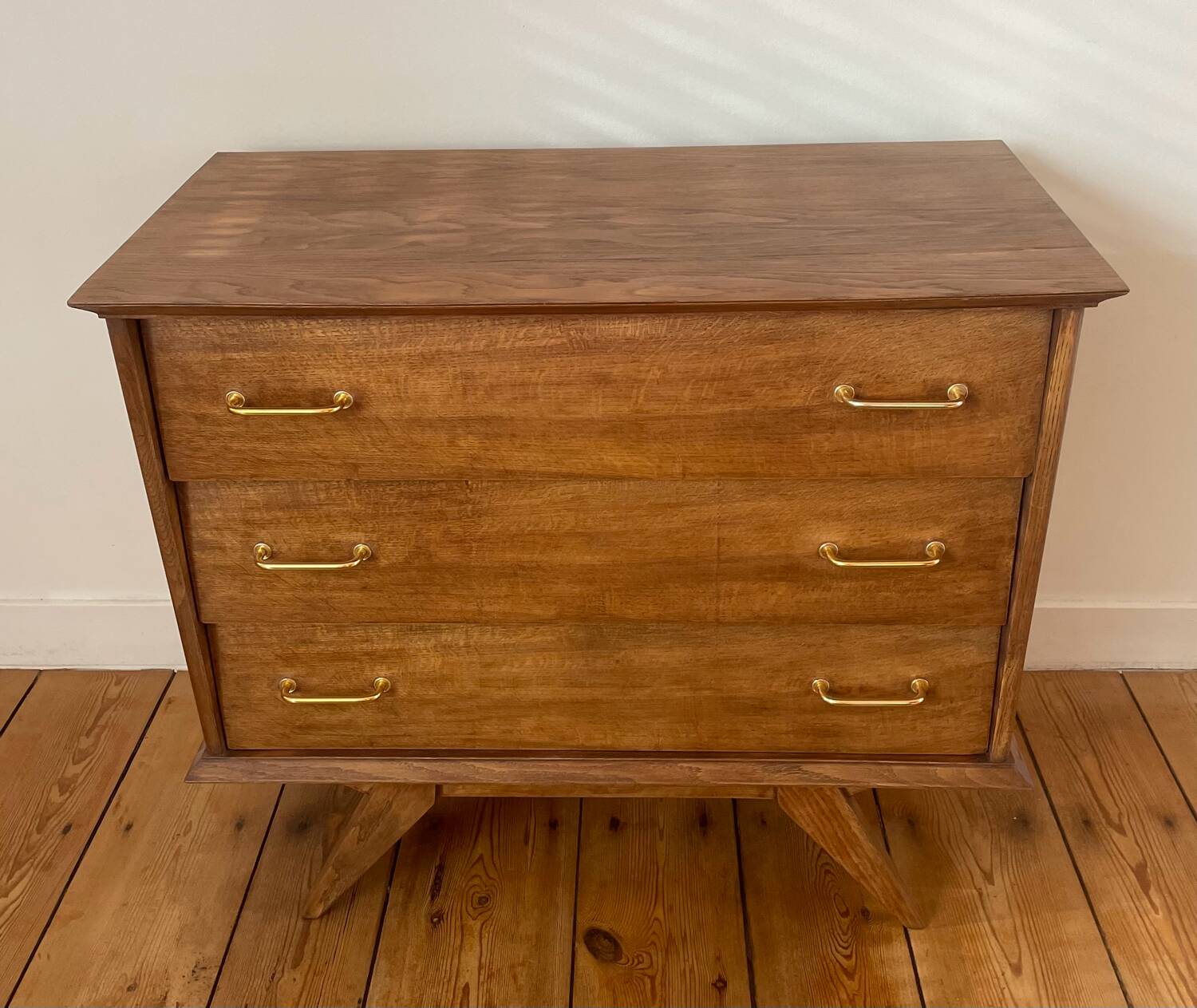 3 drawer chest of drawers