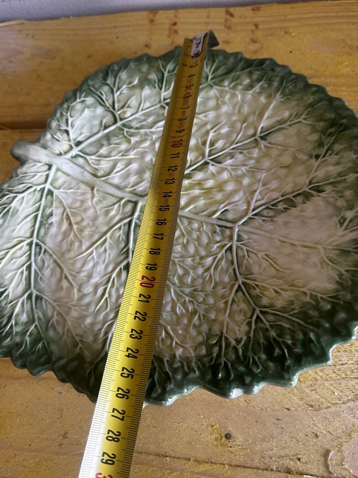 Empty Pocket / Basket / Ceramic Dish Barbotine Cabbage Leaf signed GV
