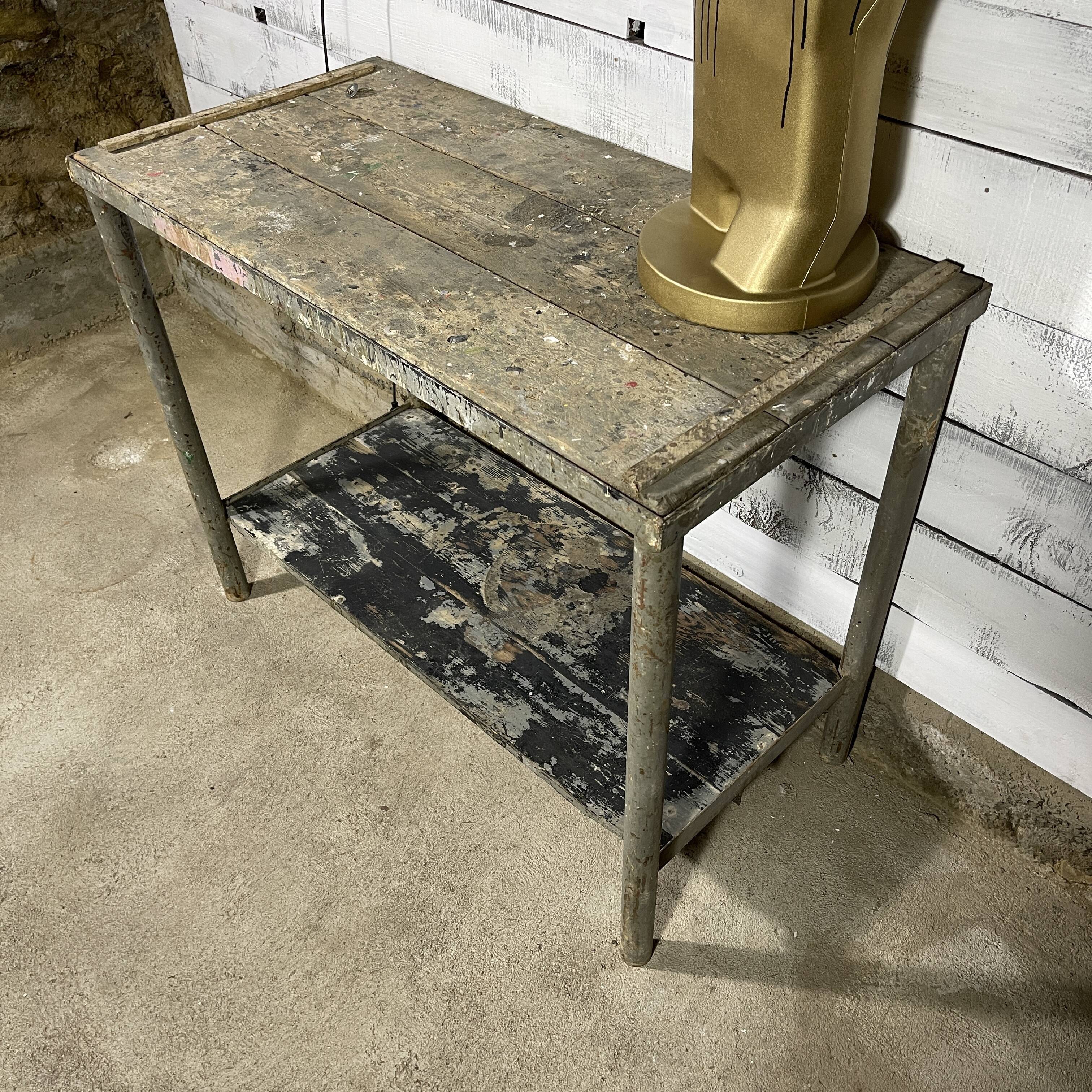 Painter's establishment