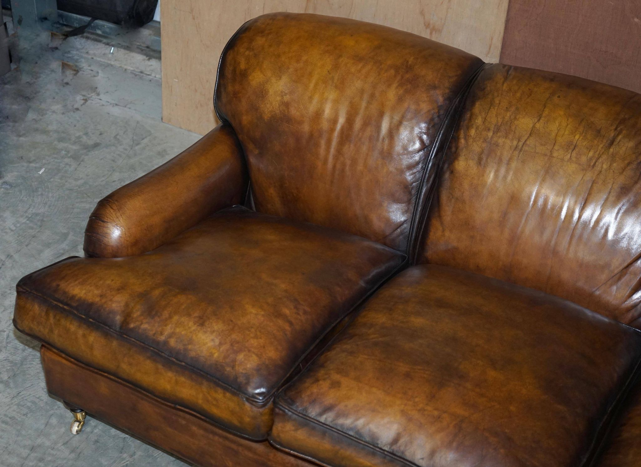 Howard & Son leather canapé, restored vintage, 3-seater