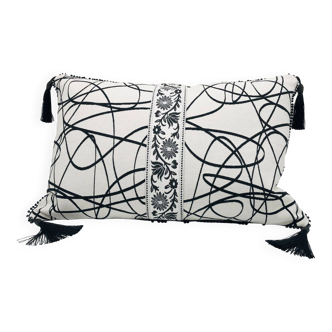 Rectangular cushion, cover and insert, black and white. Sophia model
