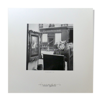 Photo reproduction of Robert Doisneau "Le regard oblique 1948"