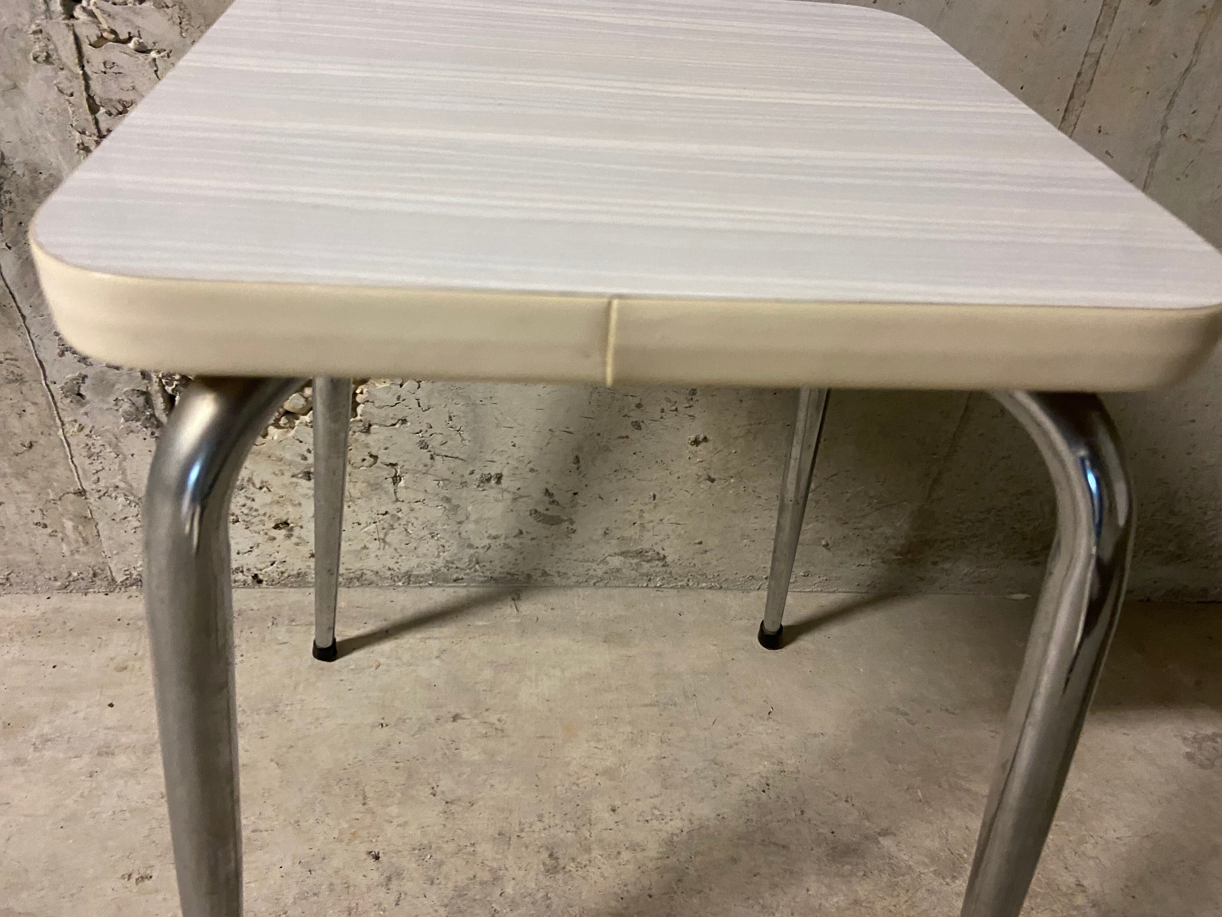 Formica stool 70s