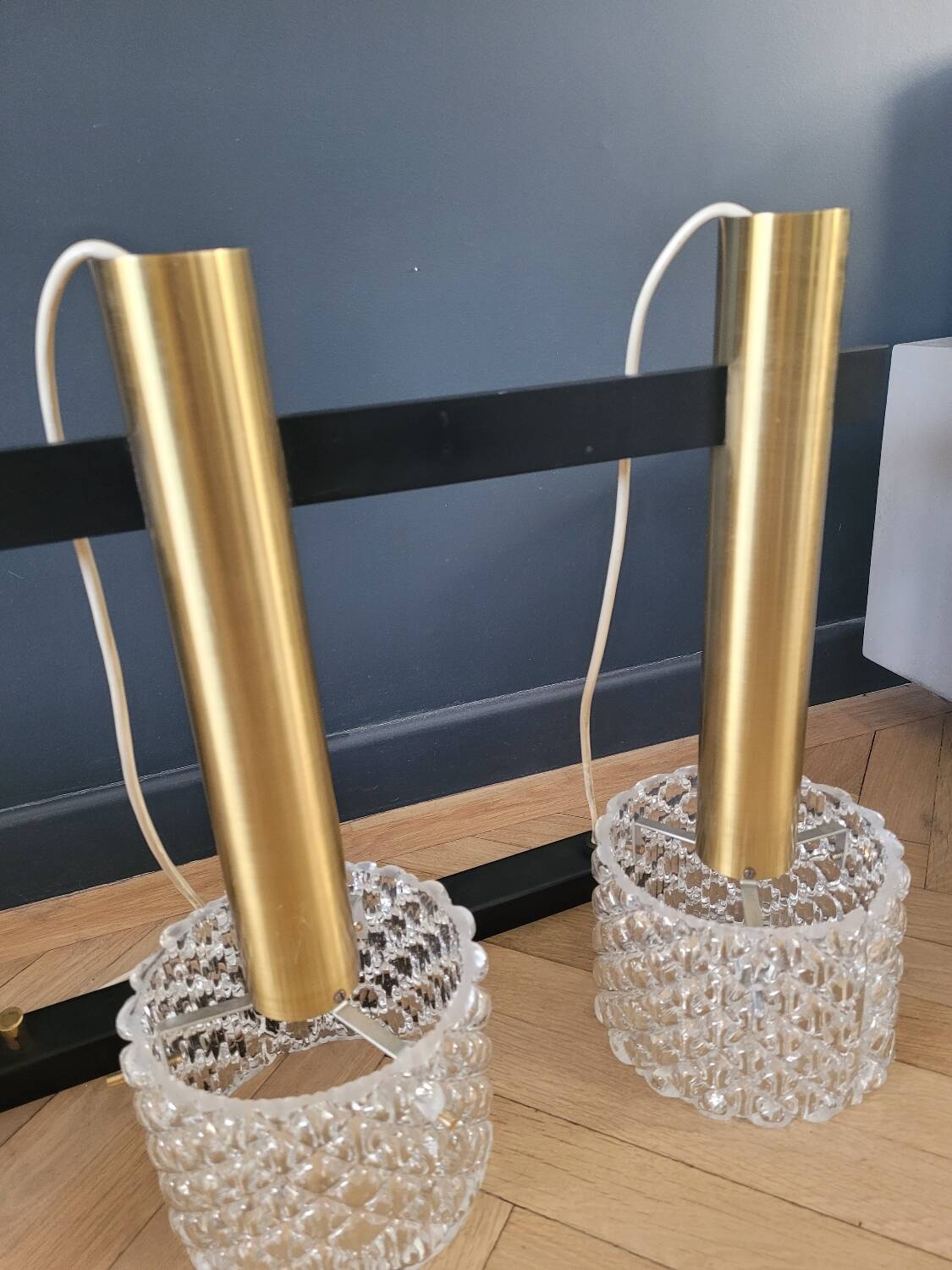 Vintage pendant chandelier in molded glass and brass
