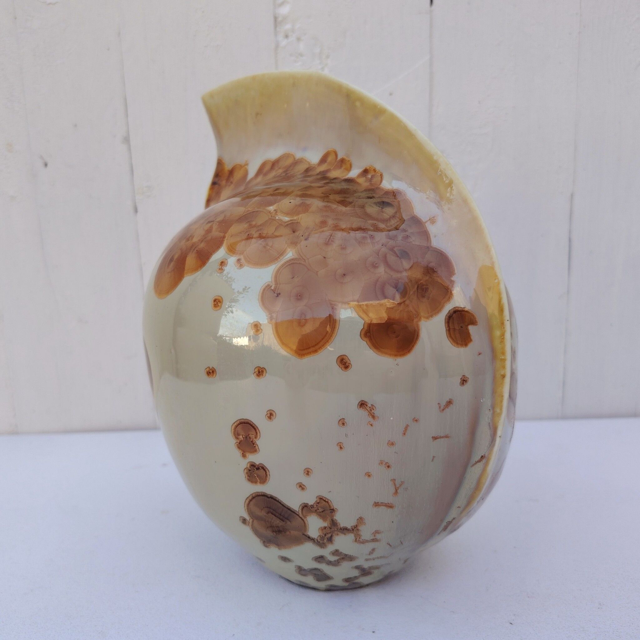 Free-form vase, porcelain stoneware, Matthieu Liévois