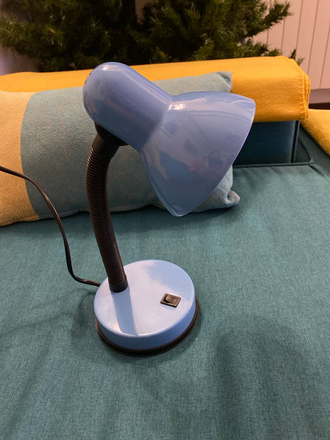 Lampe de bureau seylumiere bleu clair