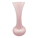 Pink vase in opaline serrated neck