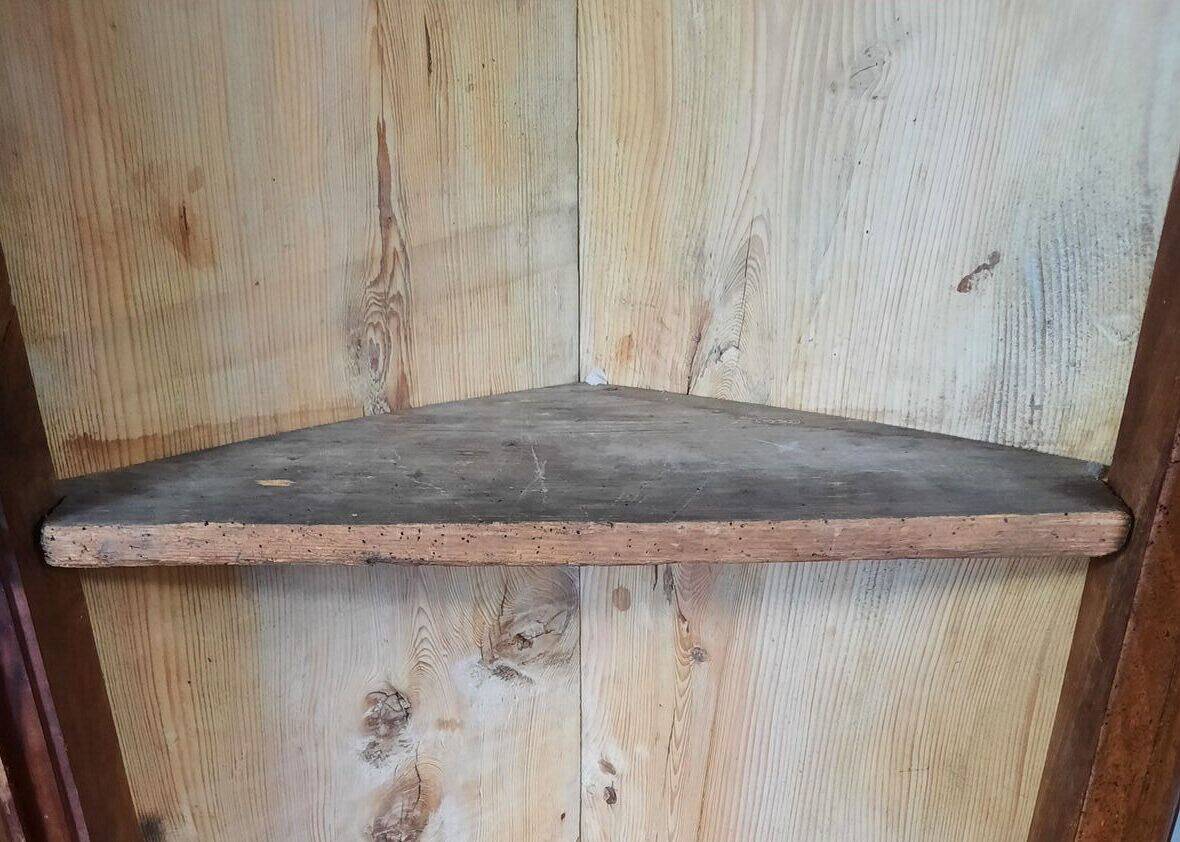 Louis XV style corner in walnut circa 1800