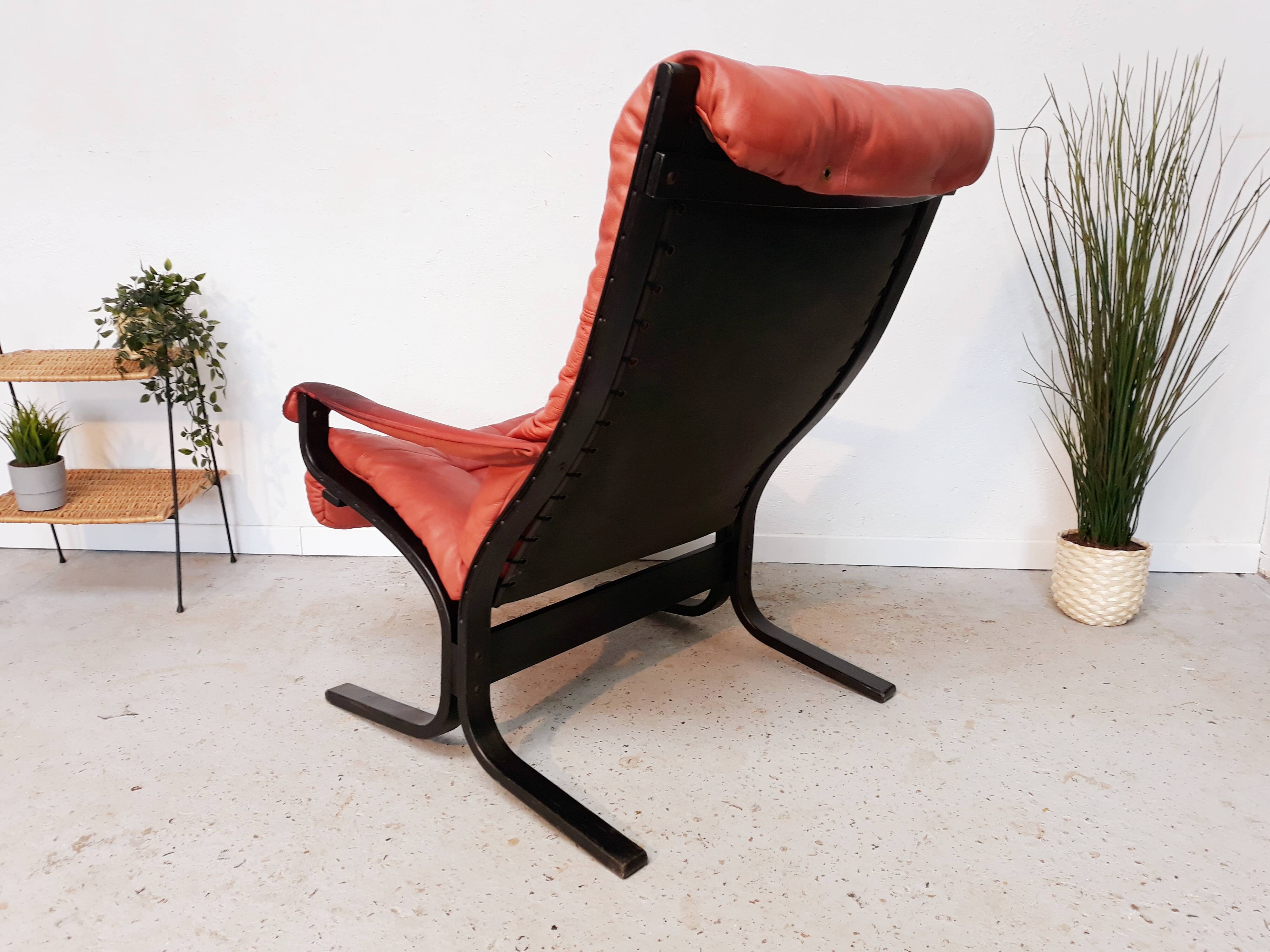 3 Vintage Scandinavian siesta chairs by Ingmar Relling