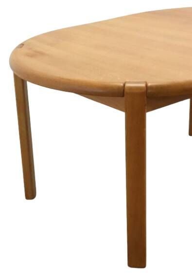 Niels Bach oval dining table 'Korshavn' - japandi / vintage / Danish design