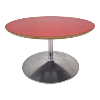 Circle coffee table by Pierre Paulin for Artifort