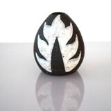 Vintage Danish pottery vase with graphic monochrome design and glazing from Helge Österberg