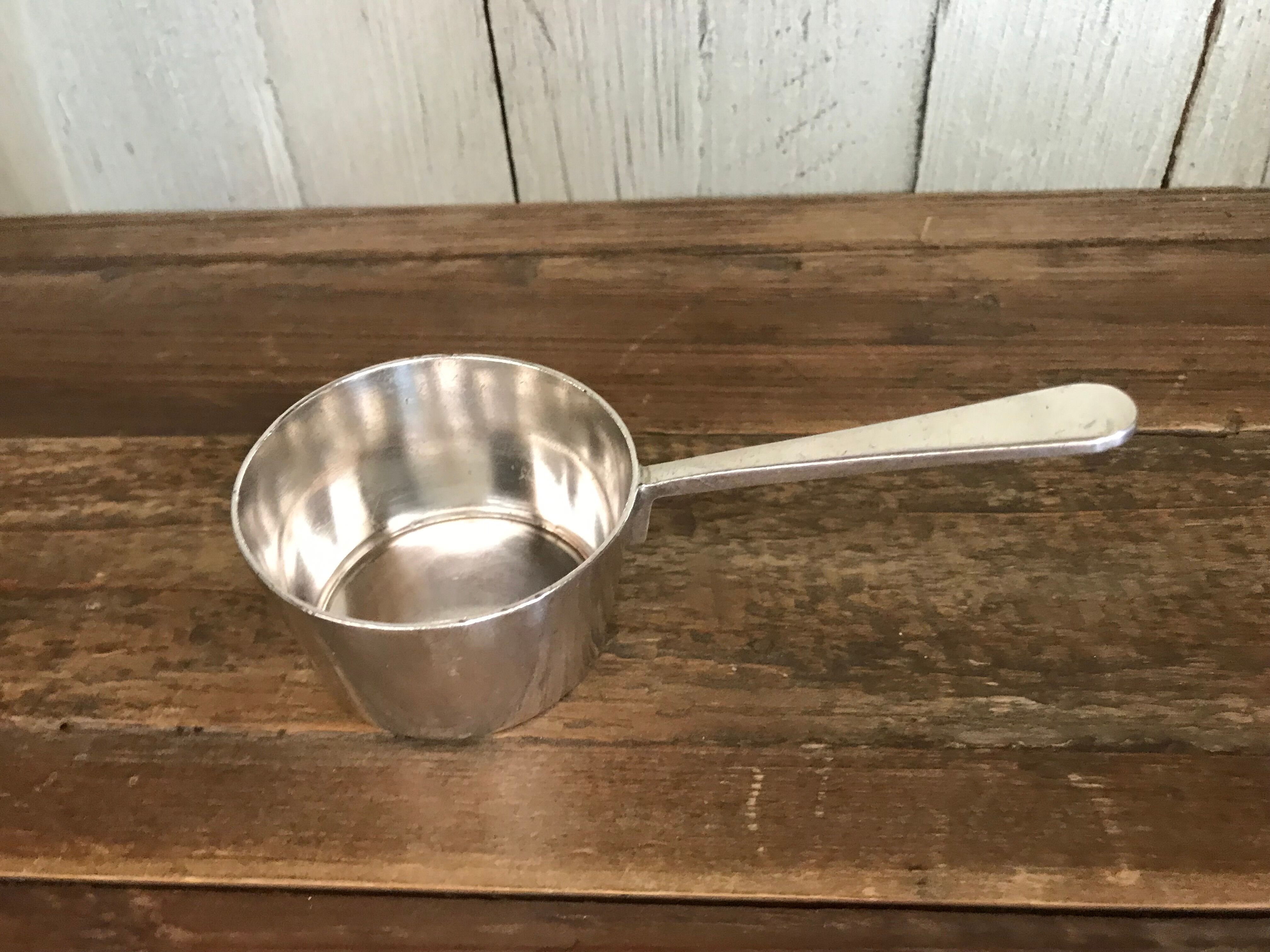 Silver metal dispenser