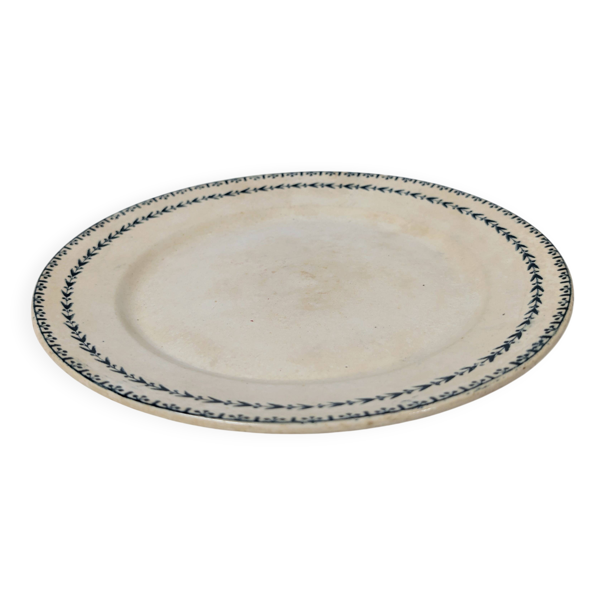 U & Cie Sarreguemines pedestal plate - Carlos model