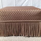 Paire de fauteuils crapaud avec un ottoman