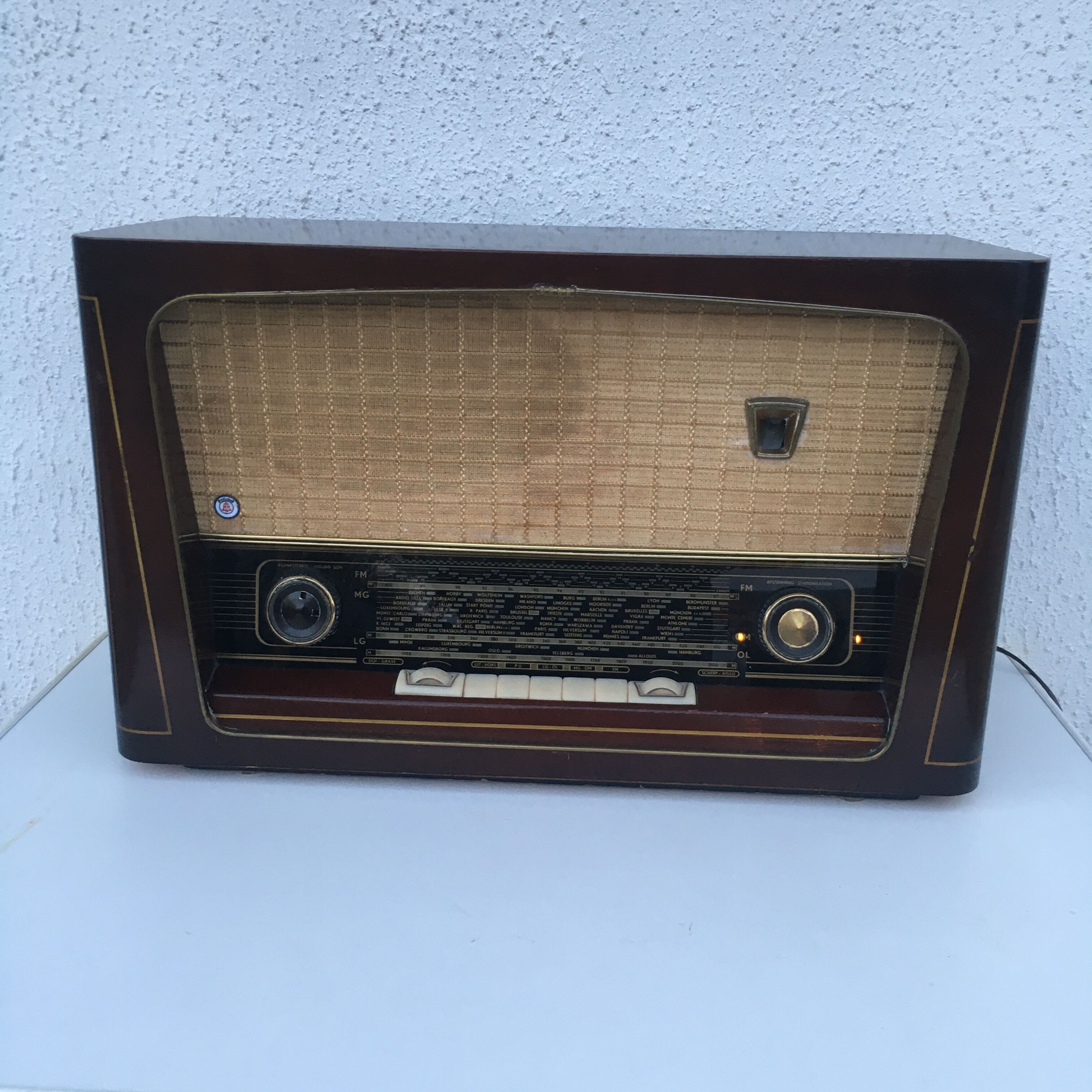 Wooden radio Radiobell