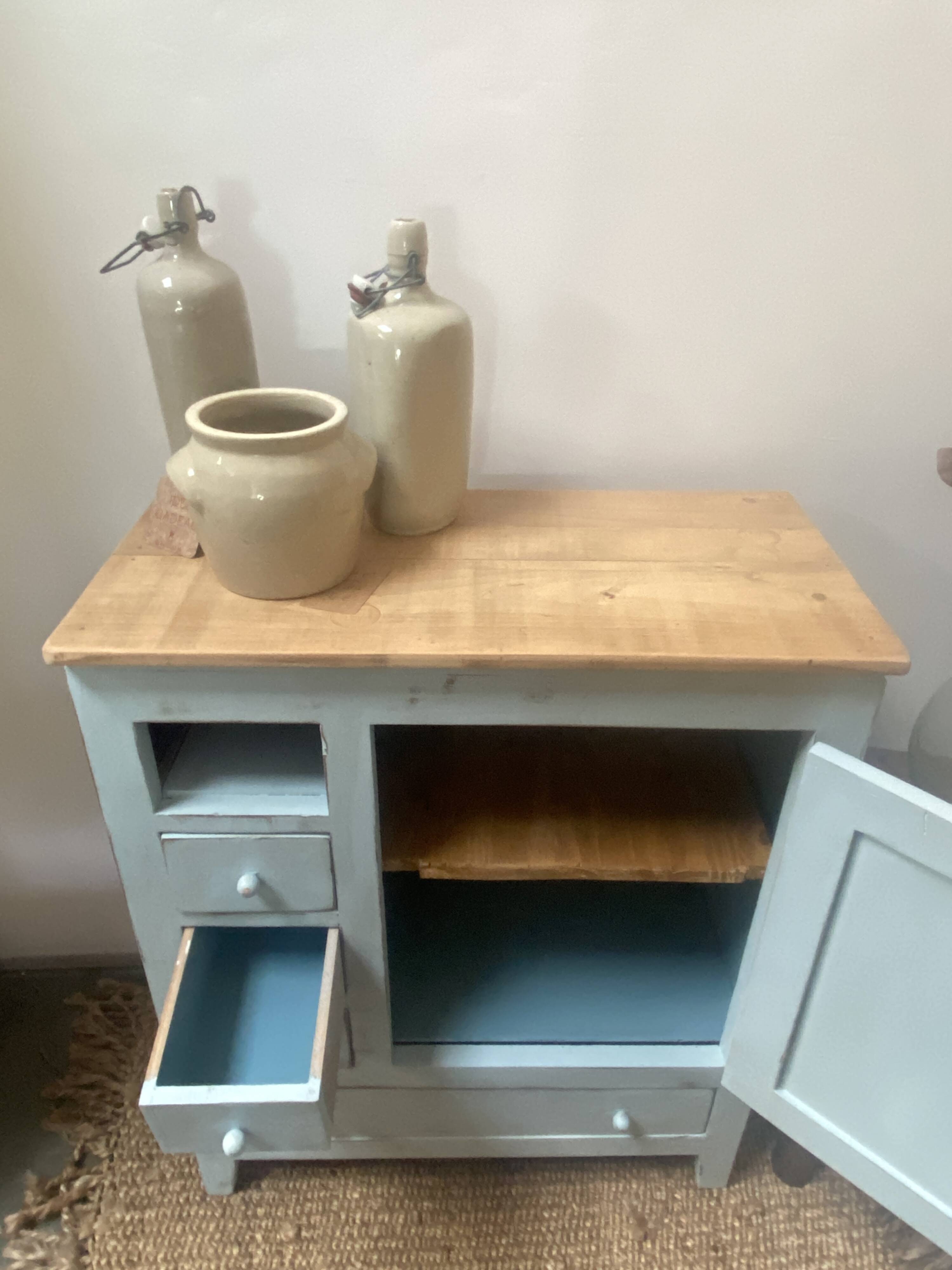 Small blue Parisian buffet