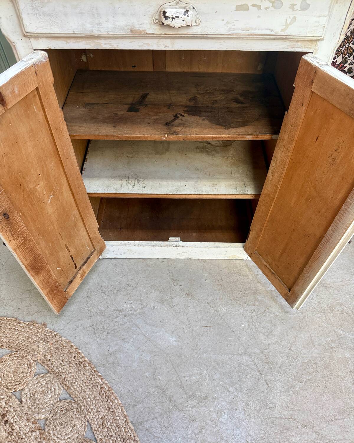 Small Parisian buffet with white patina (renovated)