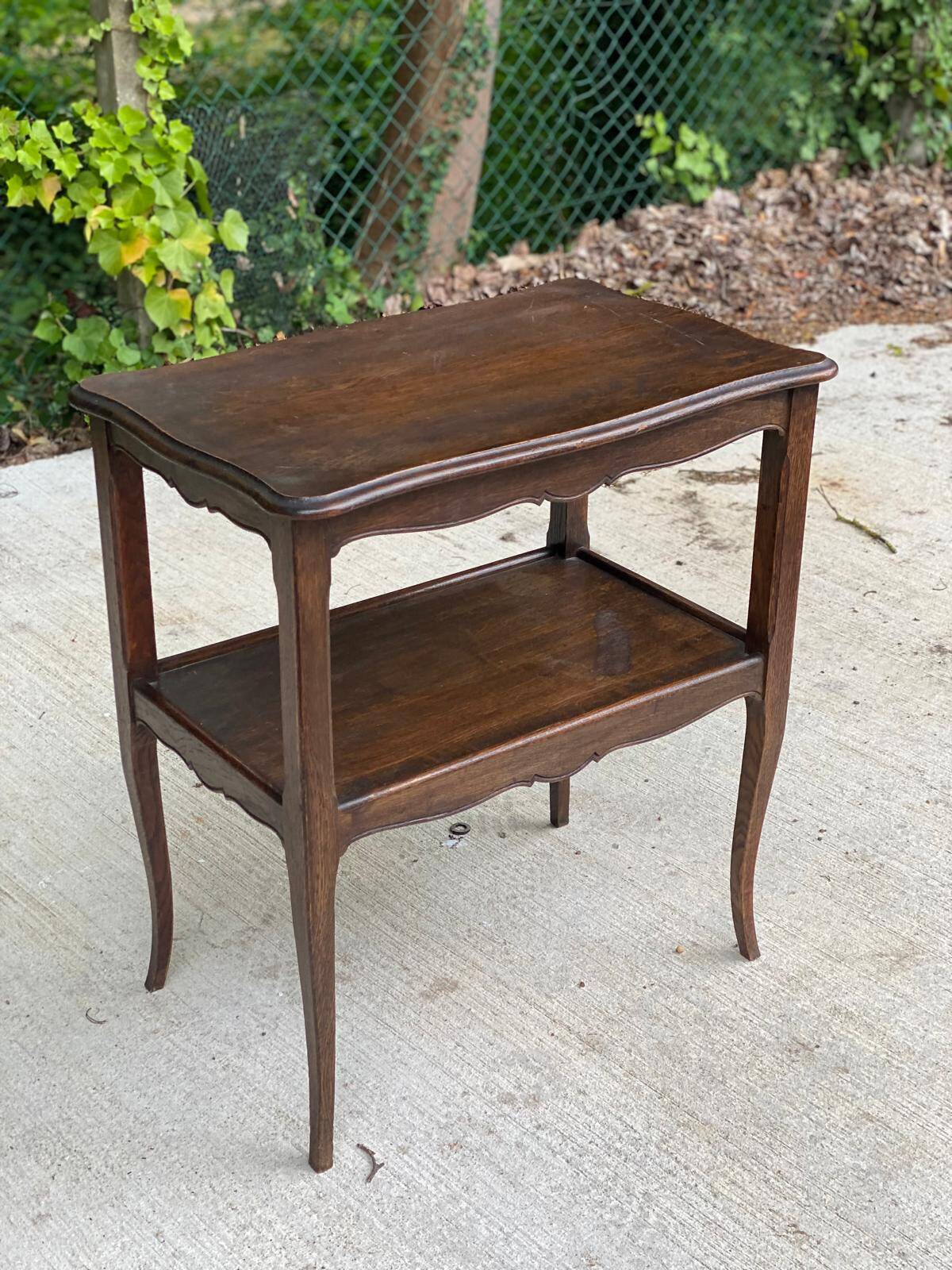 Louis XV serving trolley in solid wood with curved legs