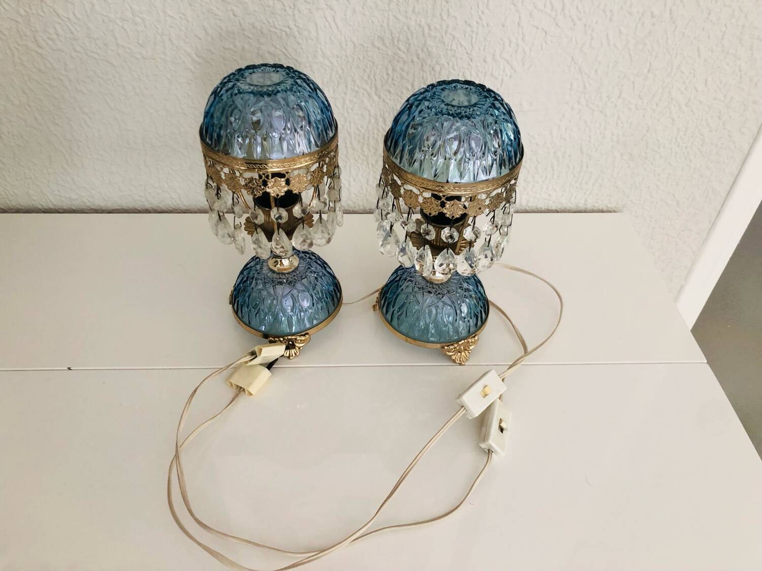 Paire de lampes en verre style Hollywood Regency, circa 1960