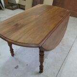 Round kitchen table with solid oak shutters