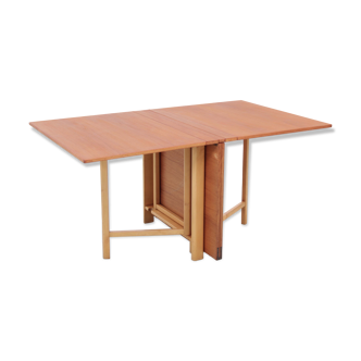 Table de repas scandinave modèle Maria de Bruno Mathsson en teck, edition de 1960