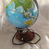 Luminous terrestrial globe