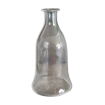 Glass carafe