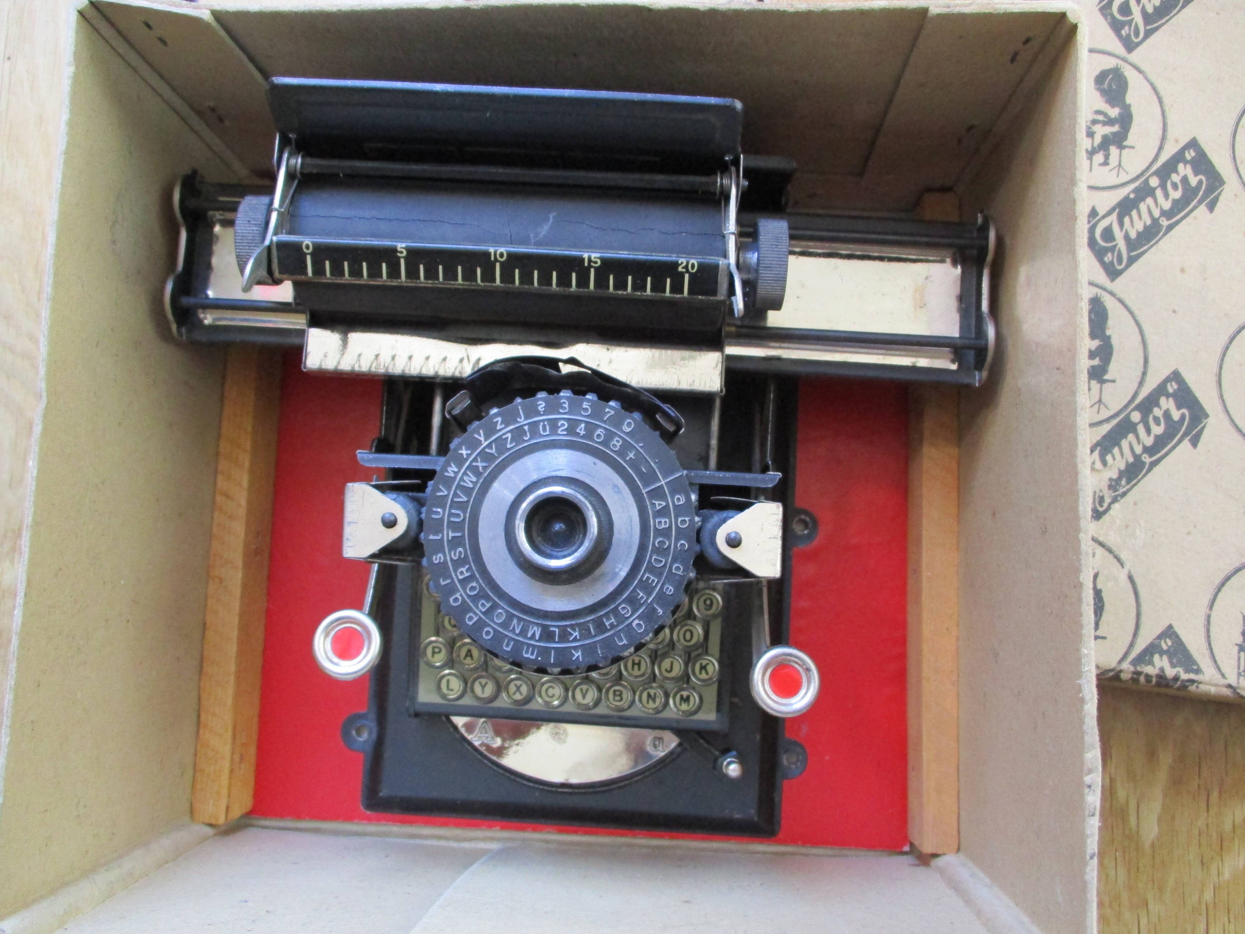 Junior typewriter