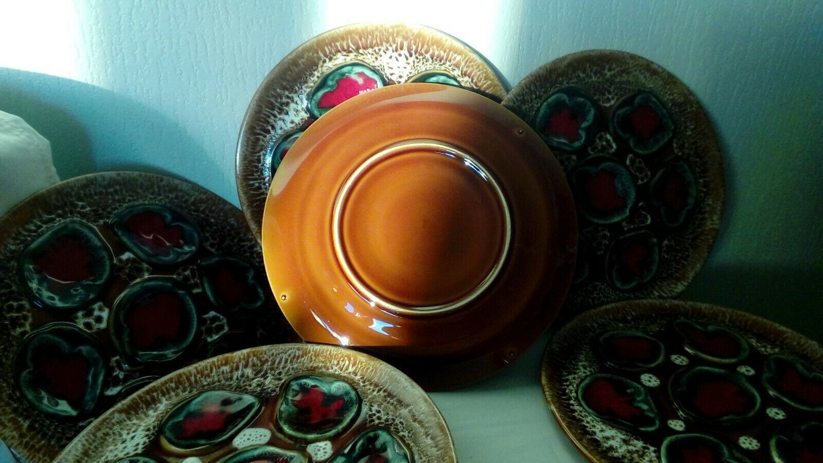 6 oyster plates in sarreguemines or vintage vallauris slurry