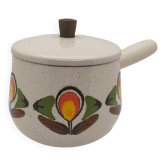 70s fondue pot