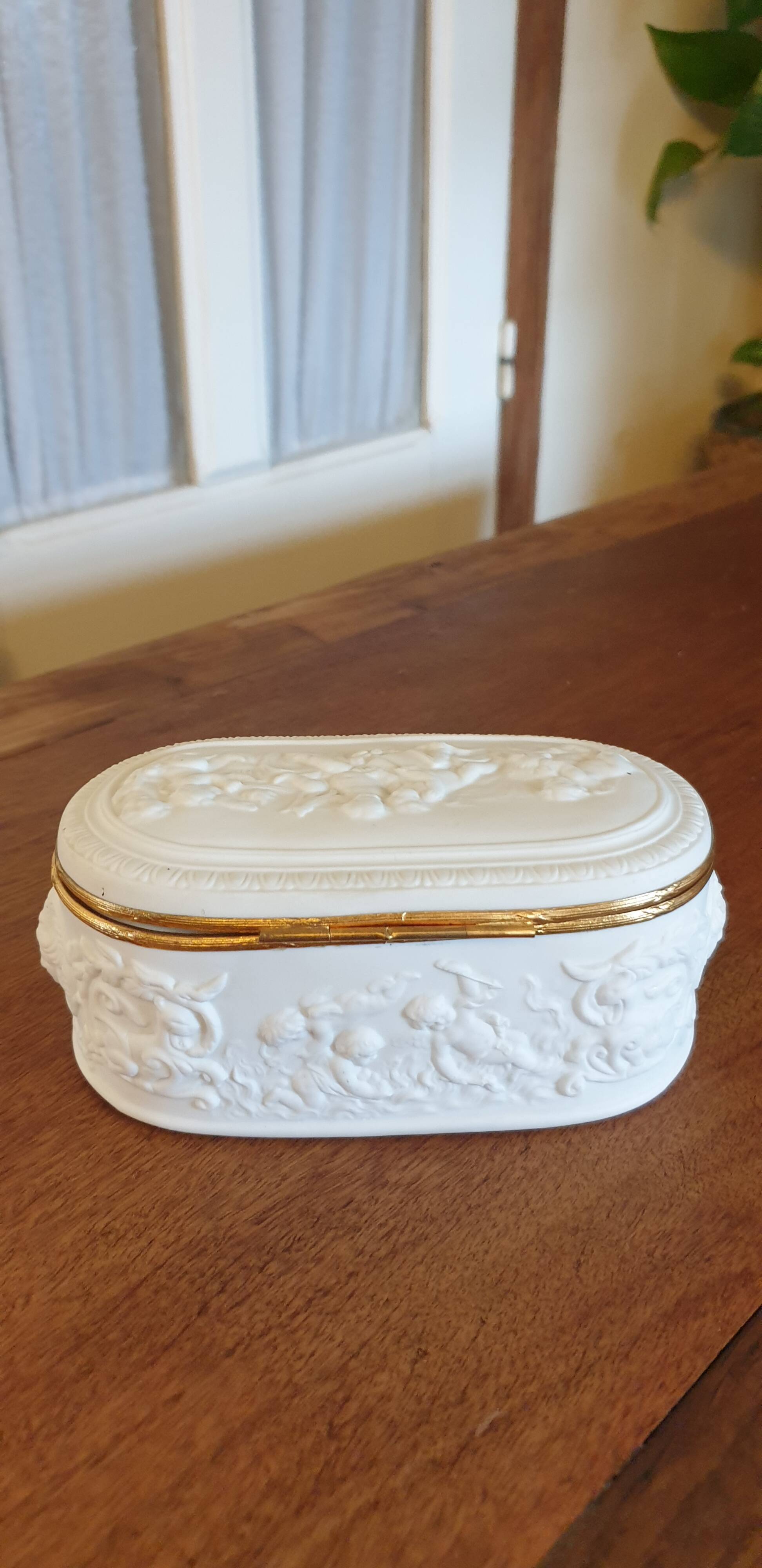 Box Coquet Limoges Biscuit and porcelain