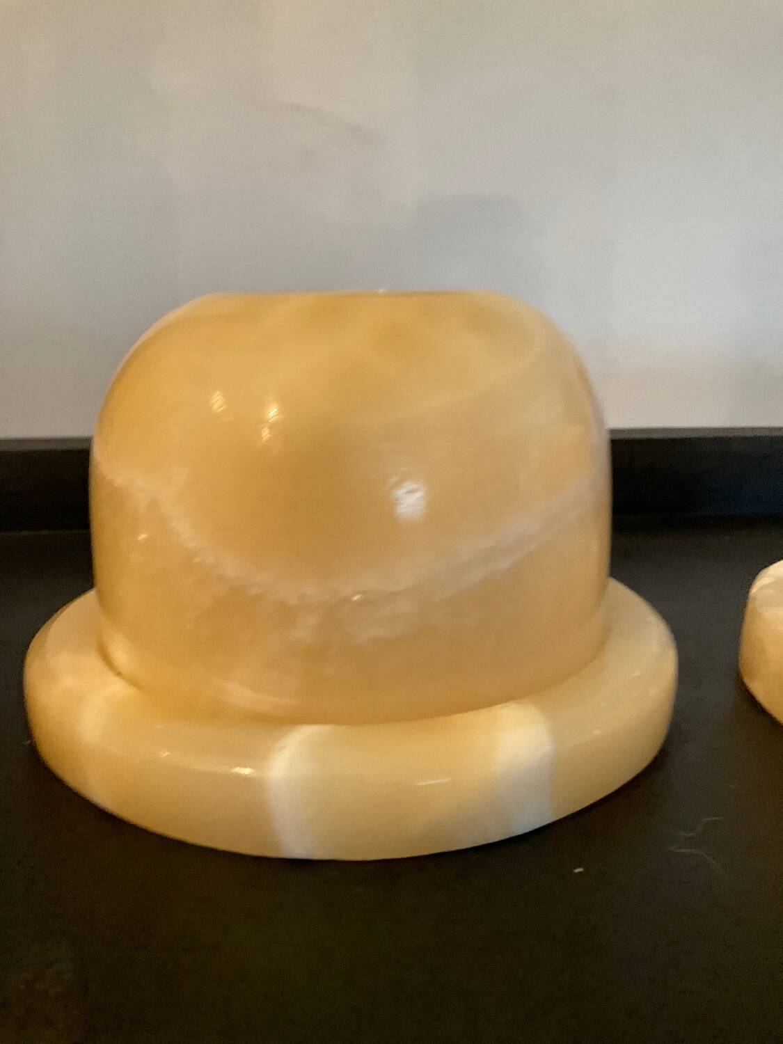 Duo de bougeoirs vintage en Albâtre années 70