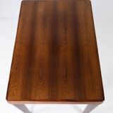 Table d’appoint en palissandre conçue par Henning Kjærnulf et fabriquée par Vejle Furniture dans les années 1960