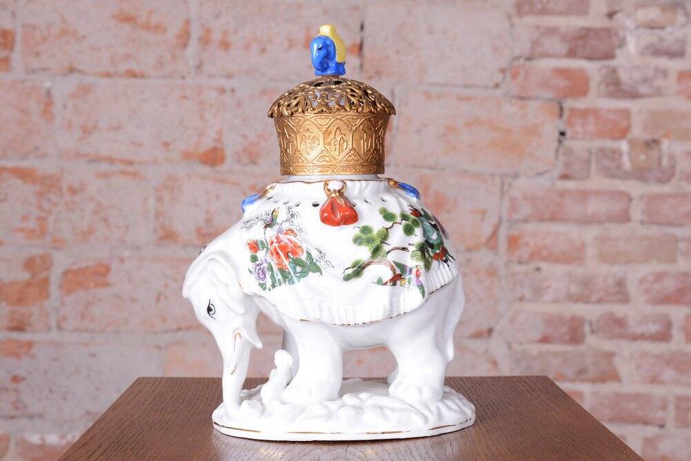 Asian Table Lamp in Brass and Porcelain, India, 1970s