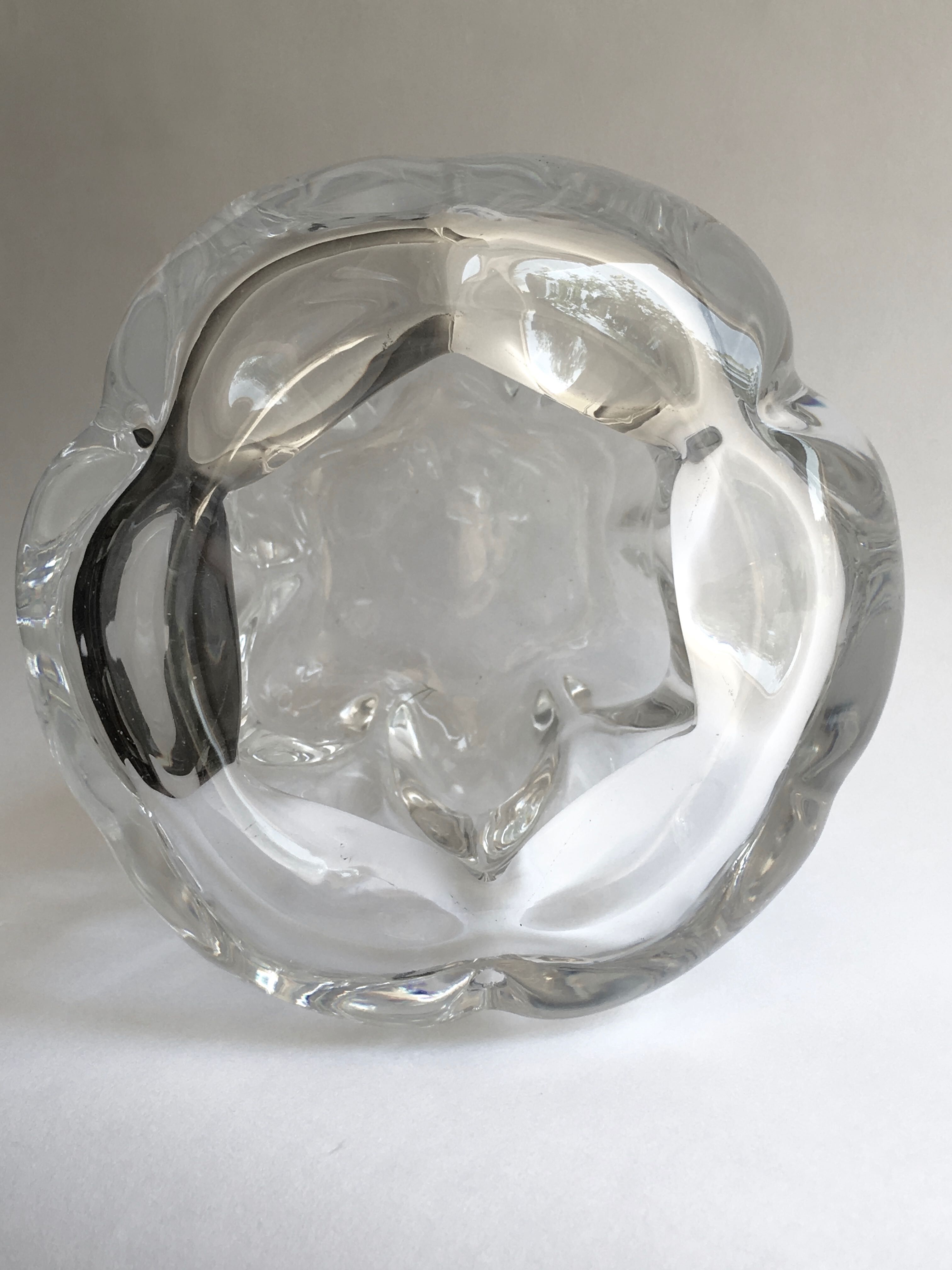 Art Deco vase in transparent thick crystal Val Saint Lambert 1920