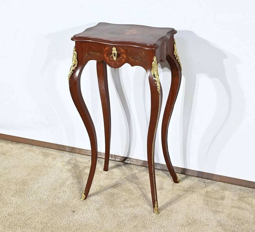 Small Table in Lacquered Wood, Louis XV Style – Late 19th Century