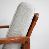 Fauteuil scandinave restauré des années 60, icône polonaise