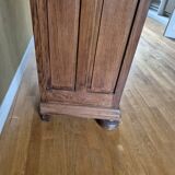Bonnetière called standing man in solid oak with diamond points, Louis XIII style