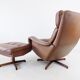 Fauteuil cuir avec pouf de Madsen & Schübel pour Bovenkamp